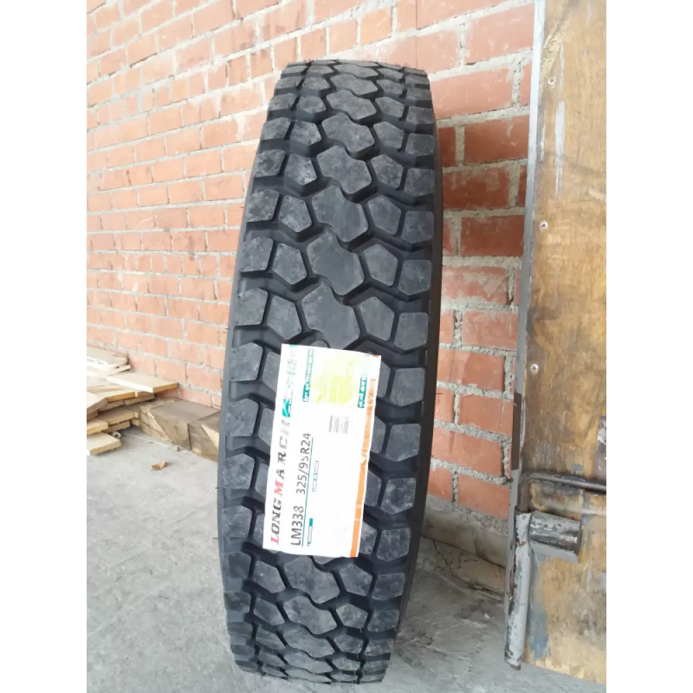 Грузовая шина 325/95 R24 Long March LM-338 22PR в Нягане