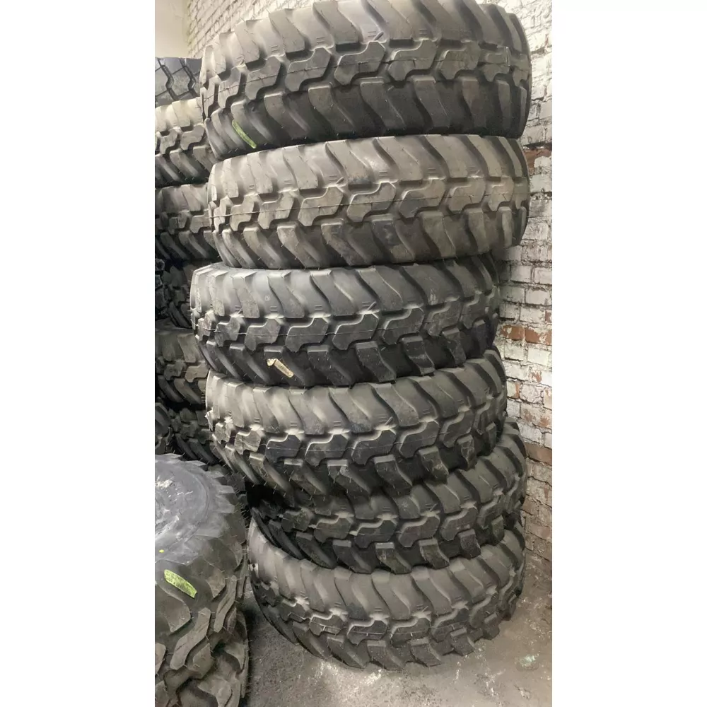 Спецшина 405/70/24 Dunlop sp t9  в Нягане